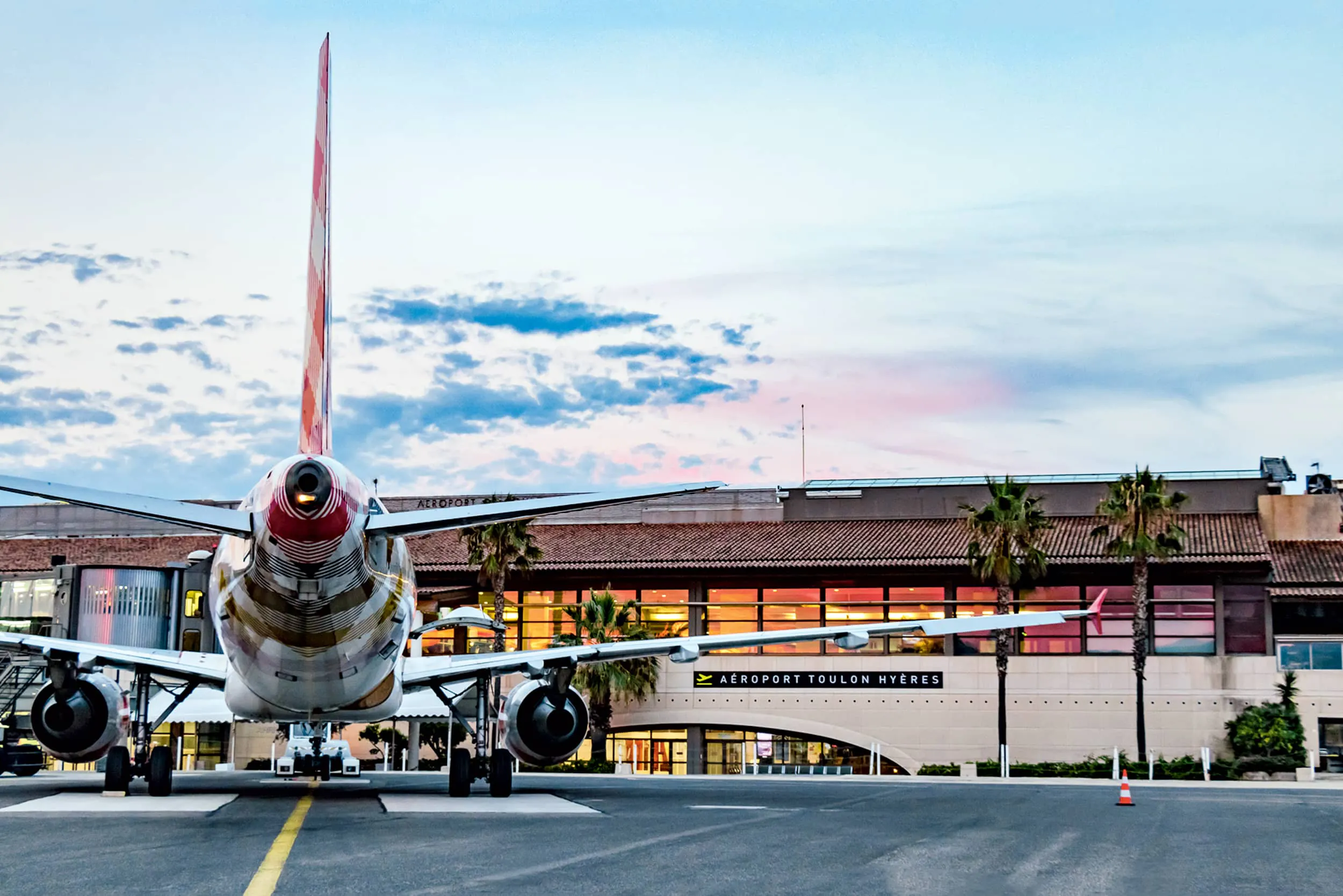 Image de page MOBILIT&Eacute; DURABLE SUR LA VOIE DE LA D&Eacute;CARBONATION.